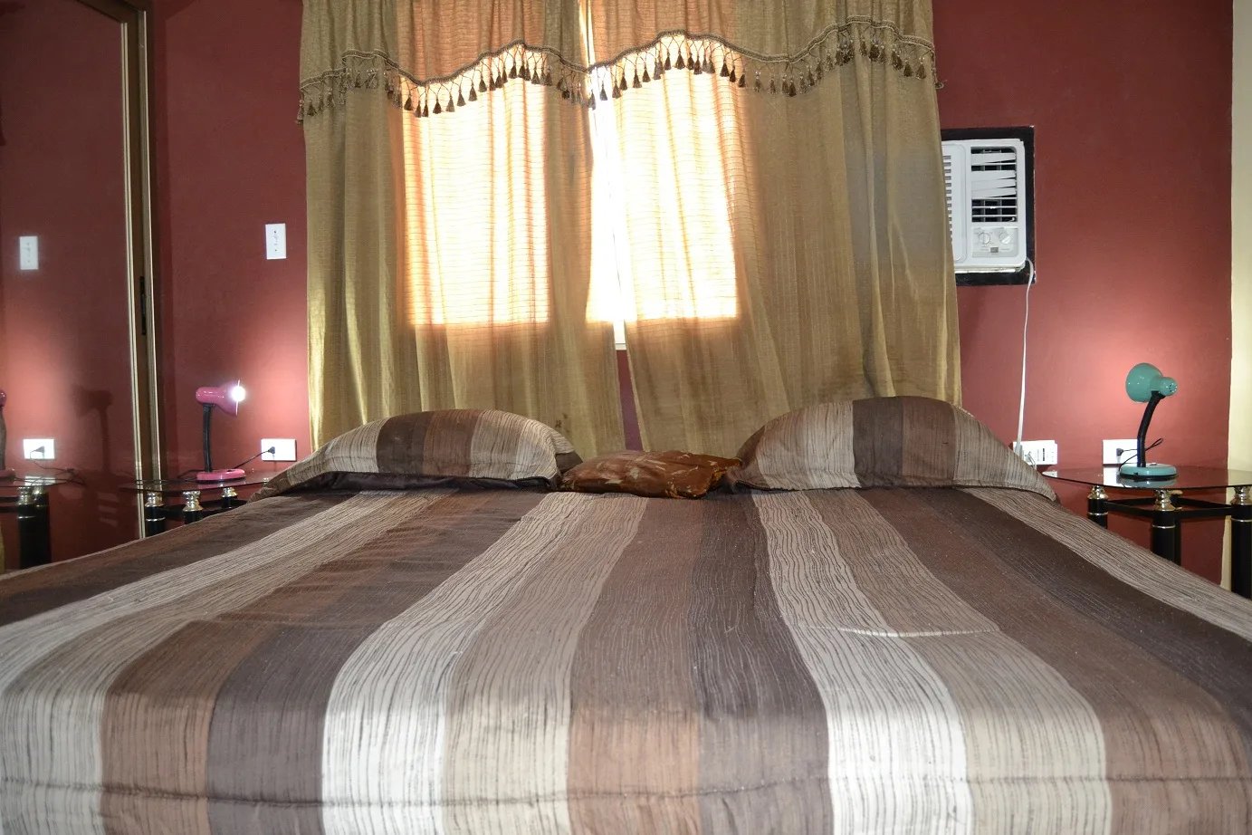 Villa Bella en Guanabo, propiedad con piscina y terraza