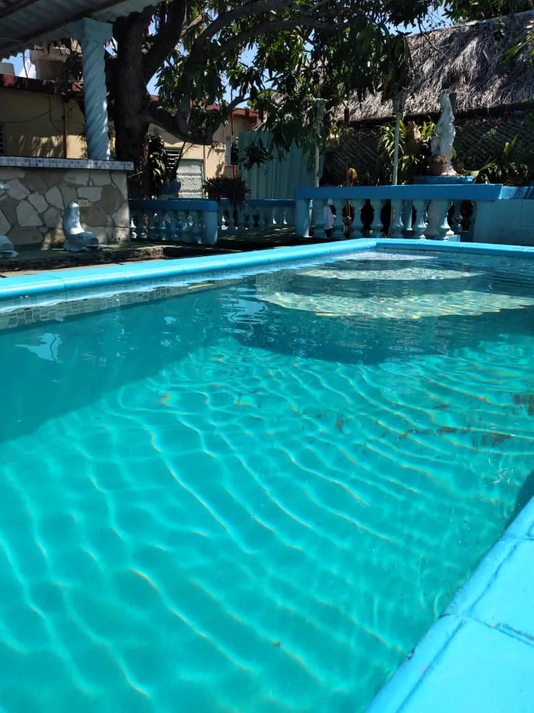 Casa Jessica en Guanabo, casa con piscina y terrazas