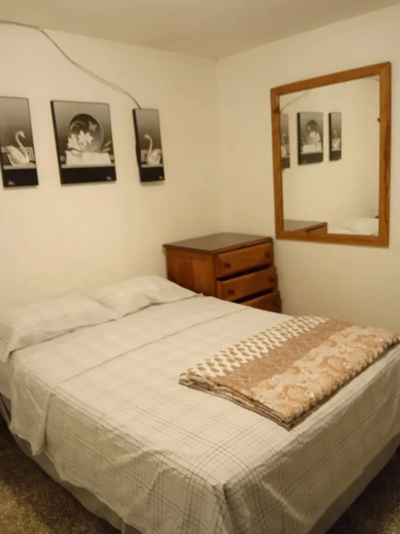 Casa de Ricardo y Yiri, alojamiento con piscina pequeña