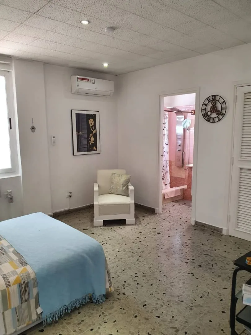 Acogedor apartamento de Omar en Centro Habana
