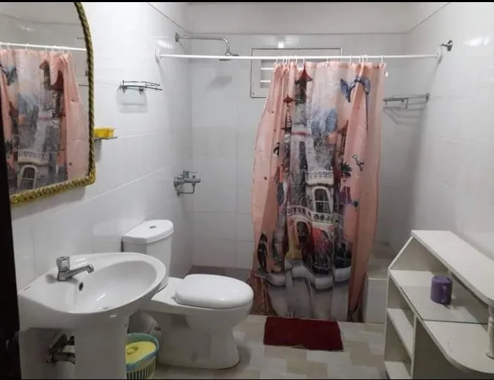 Casa de Ricardo y Yiri, alojamiento con piscina pequeña