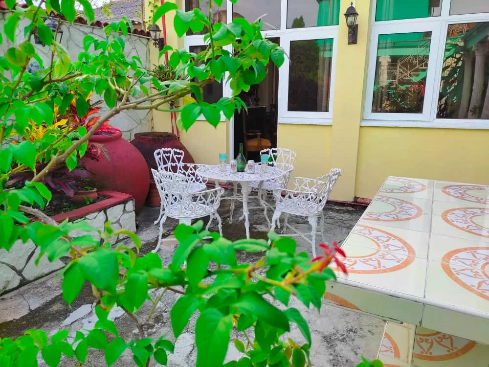 Hostal Tinajones encanto colonial en Camagüey