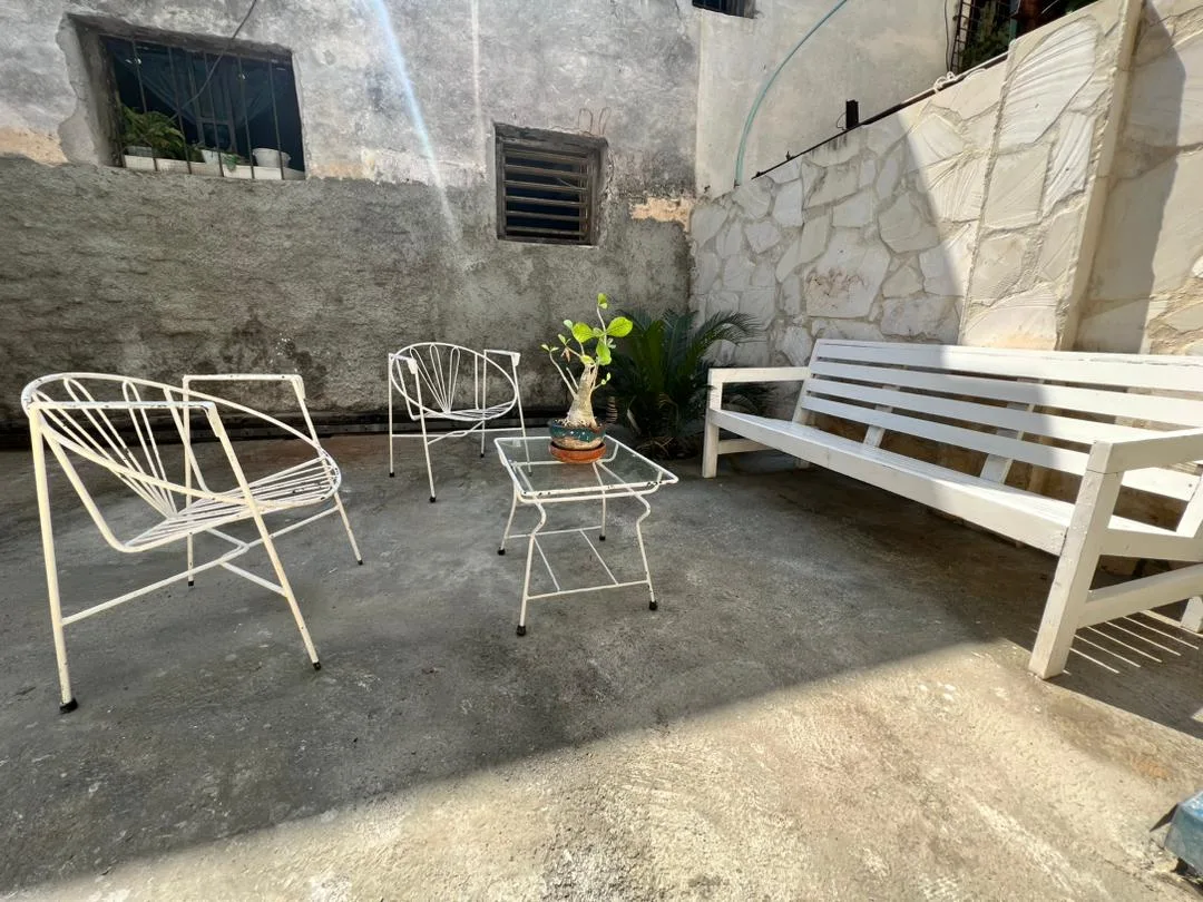 Casa Lily: Comodidad y Espacio en el Vedado