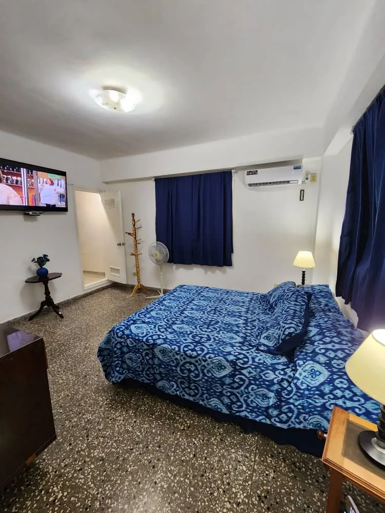 Acogedor apartamento de Noel en el Vedado