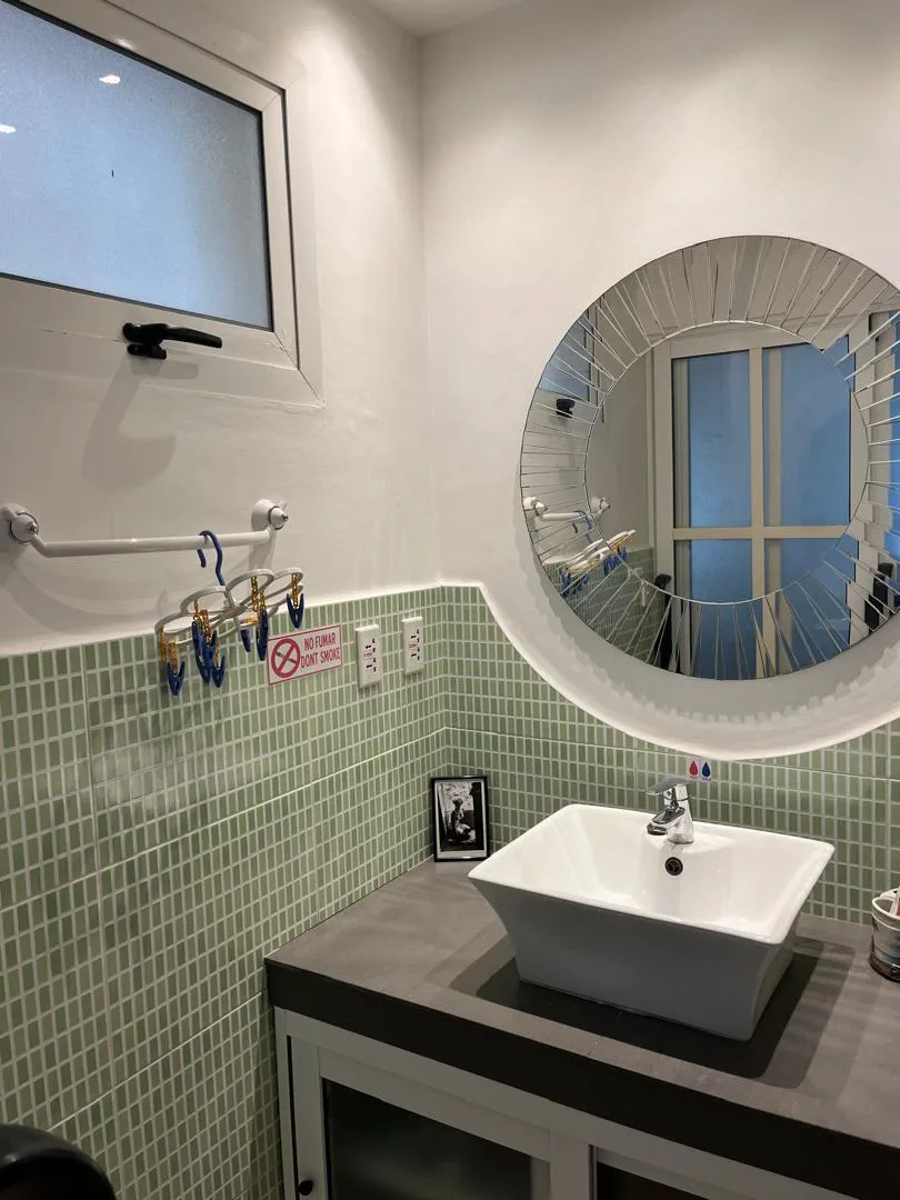 Apartamento minimalista con vista a la ciudad en el Vedado