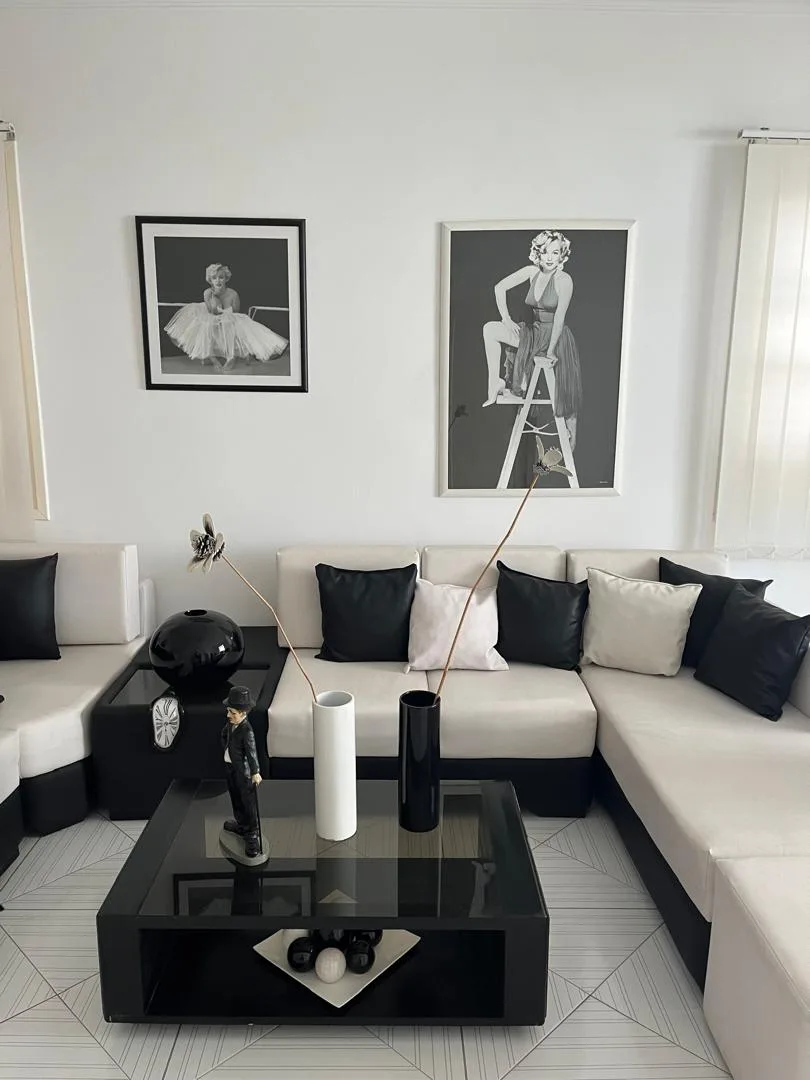 Apartamento minimalista con vista a la ciudad en el Vedado
