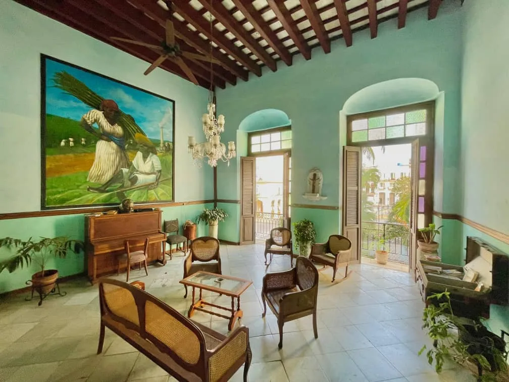 Casa Tali, hospedaje completo en Habana Vieja