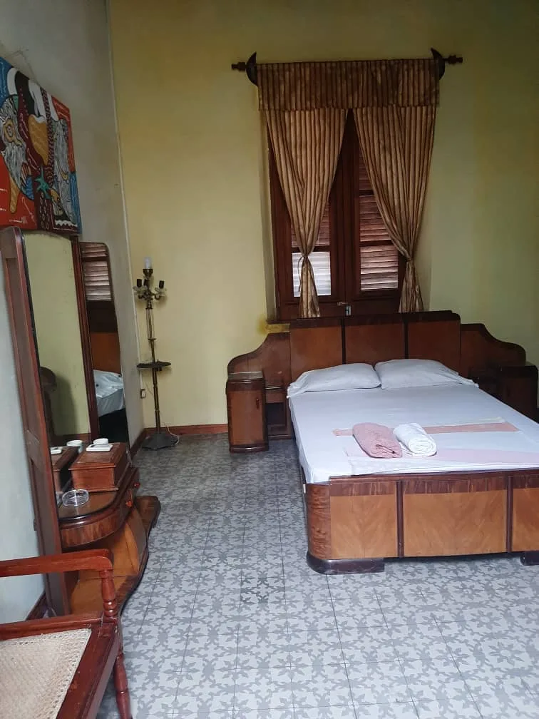 Casa Tali, hospedaje completo en Habana Vieja