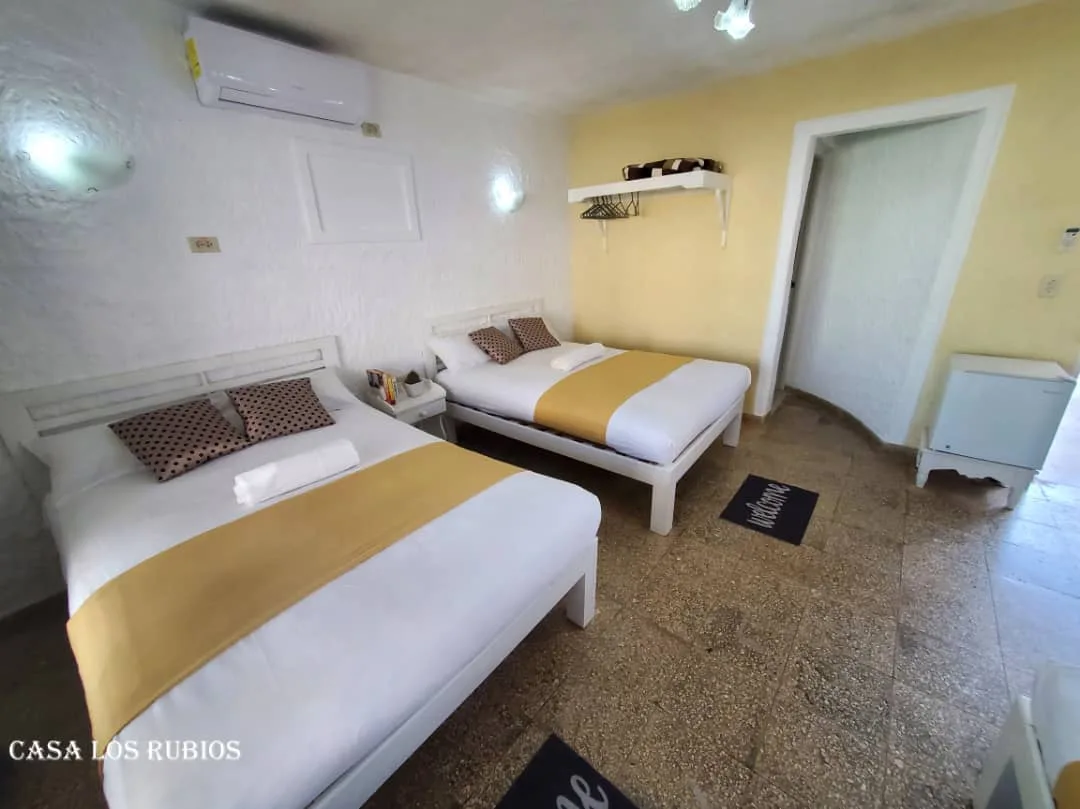 Casa Los Rubios alojamiento con terrazas y excursiones