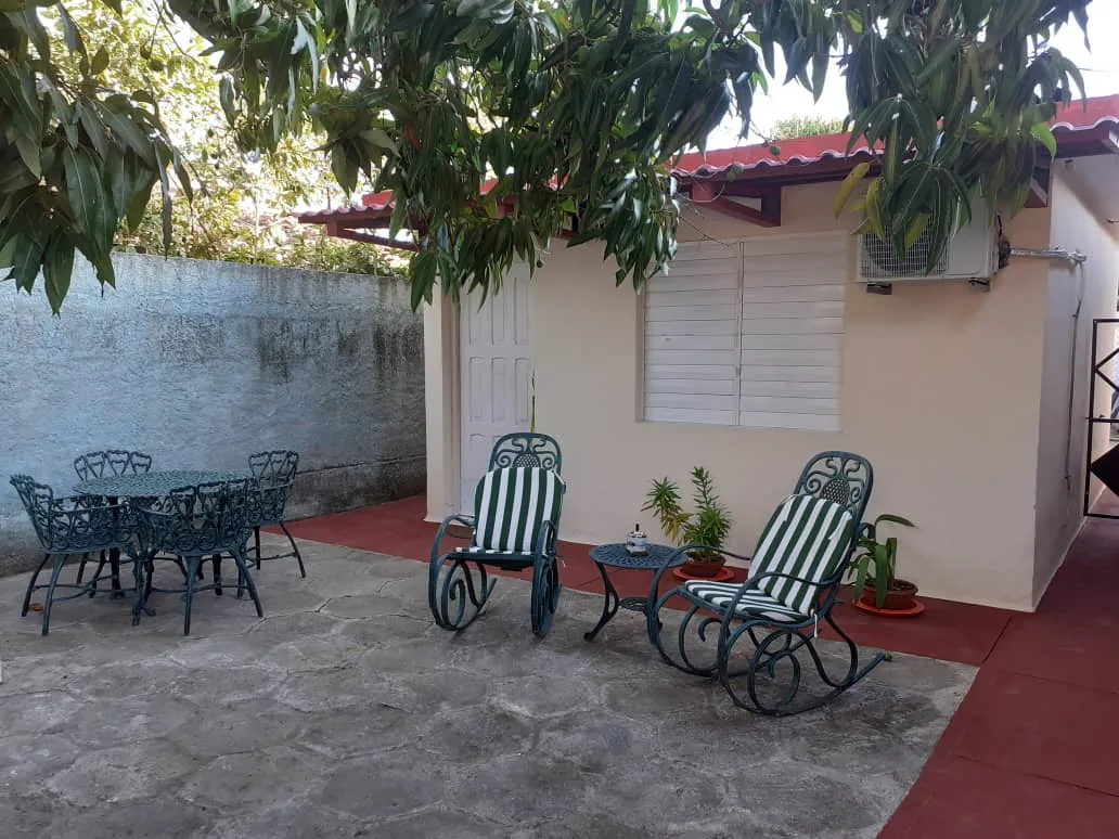 Hostal Ferraz con habitaciones climatizadas y todos los servicios necesarios
