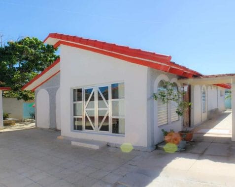 Hostal Ferraz con habitaciones climatizadas y todos los servicios necesarios