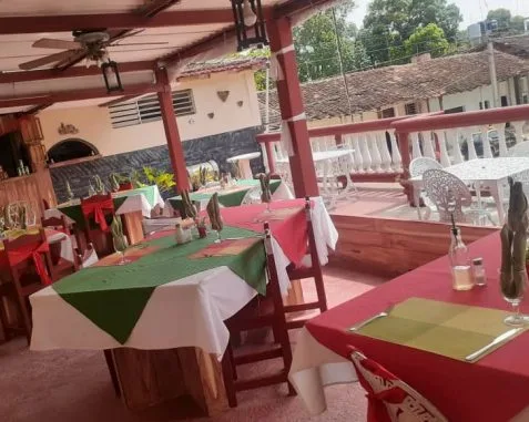 Hostal Yuly en el centro de Morón con servicio de excursiones