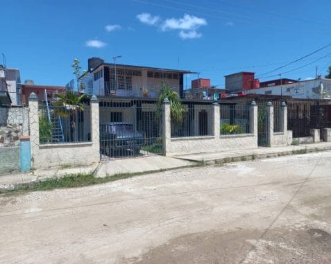 Casa Maikel con 2 miniapartamentos independientes y piscina