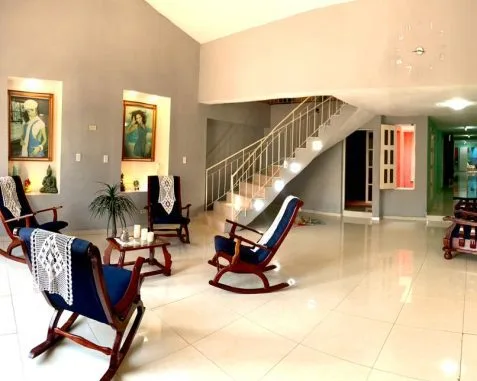 Hostal Casa Chichi: comodidad y servicios en el corazón de Trinidad