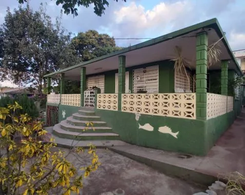 Hostal con vista al mar y mini cocinas en Playa la Boca