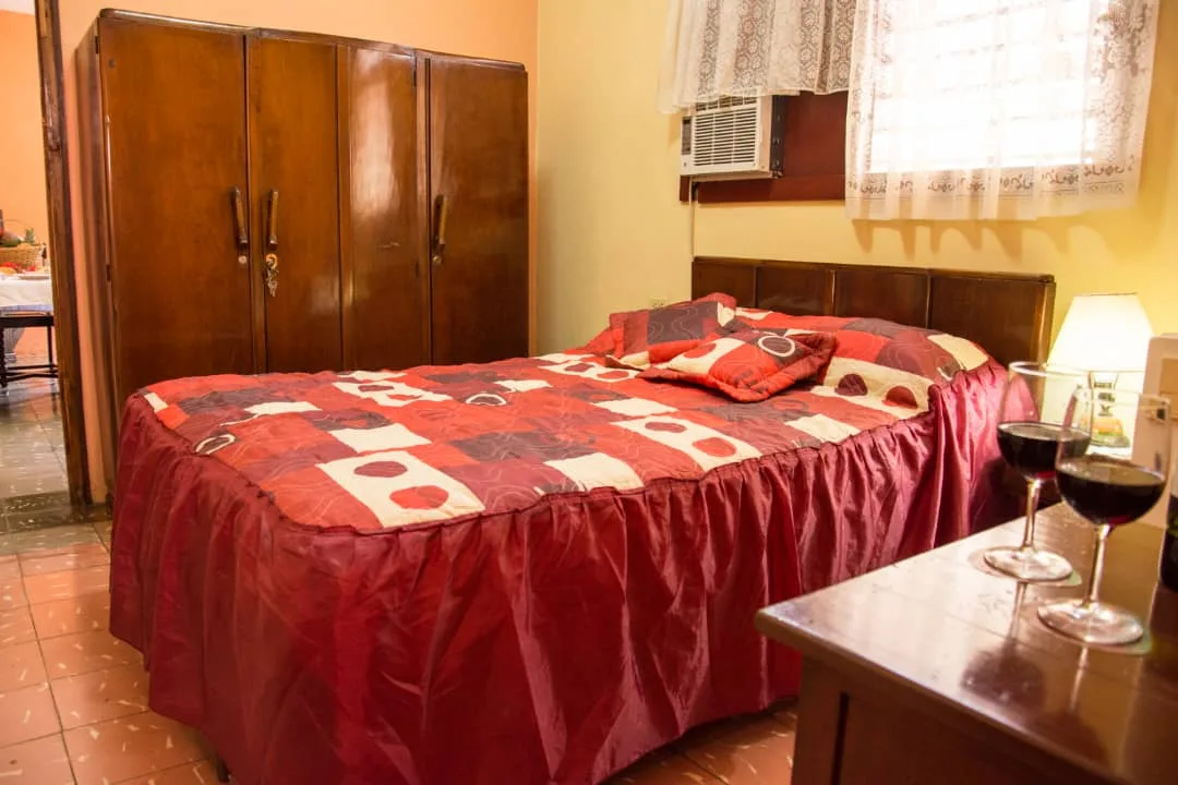 Disfrute de su estancia en Casa Patria, un hostal con 2 habitaciones