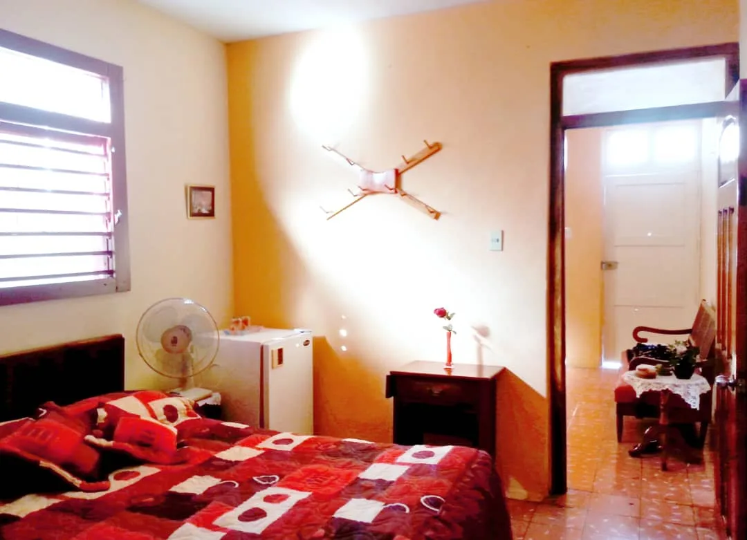 Disfrute de su estancia en Casa Patria, un hostal con 2 habitaciones