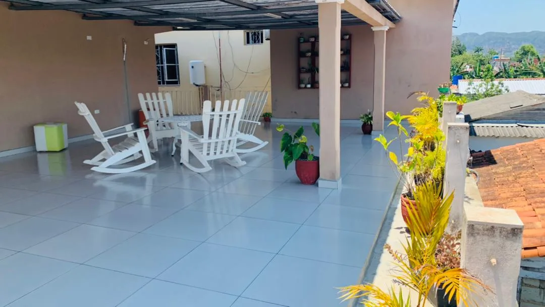 Villa Kirenia hostal con habitaciones climatizadas en Viñales