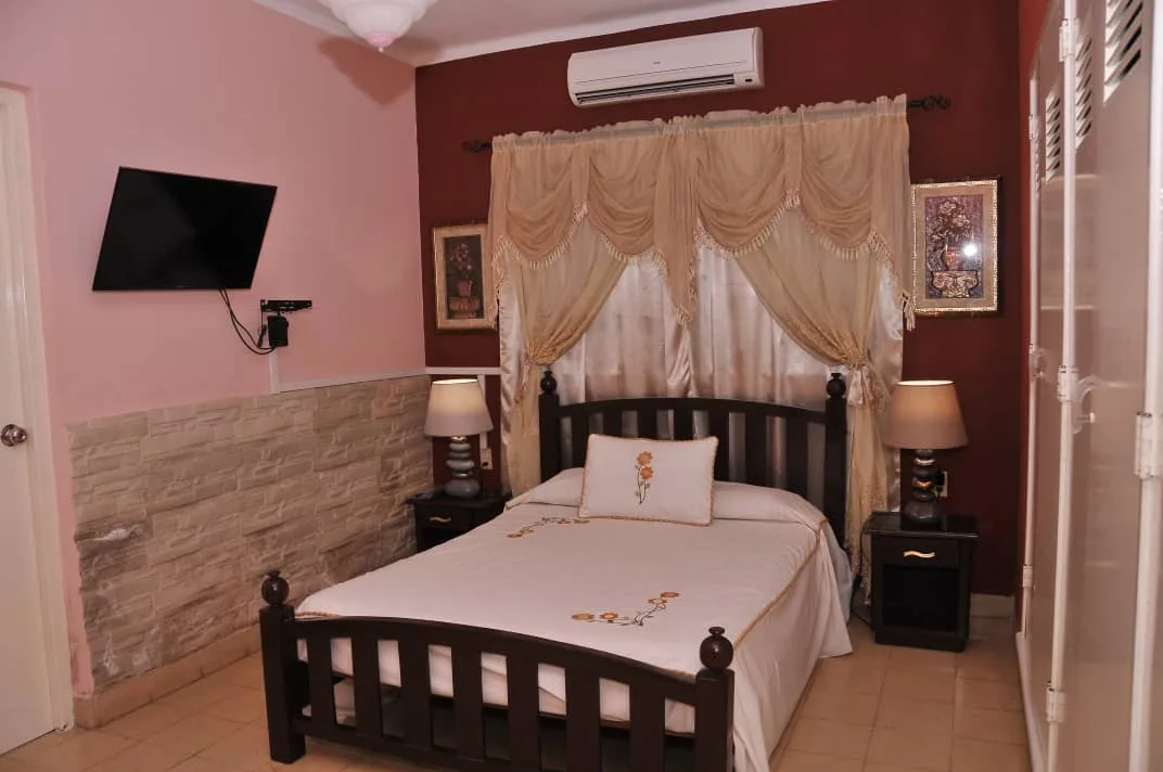 Casa Jorge del Busto – Alojamiento en Siboney