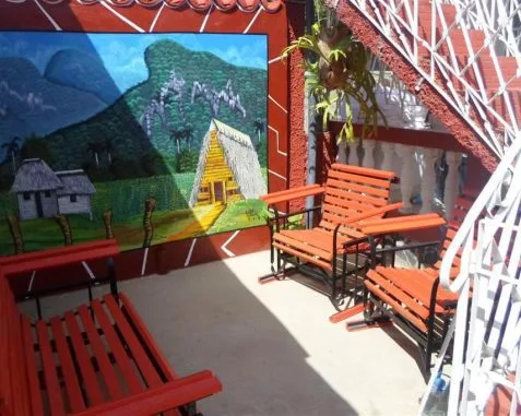 Casa Sosa y Delmis alojamiento con vistas y comida cubana