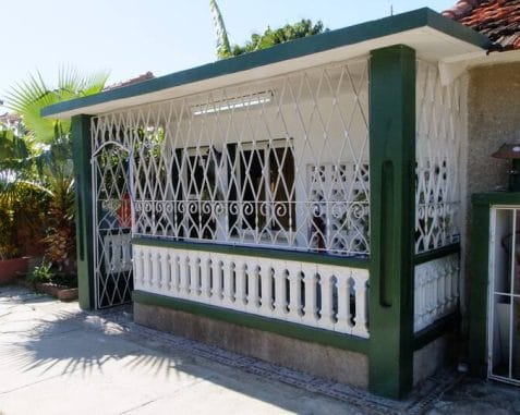 Casa Leyva alojamiento cómodo para parejas en Varadero