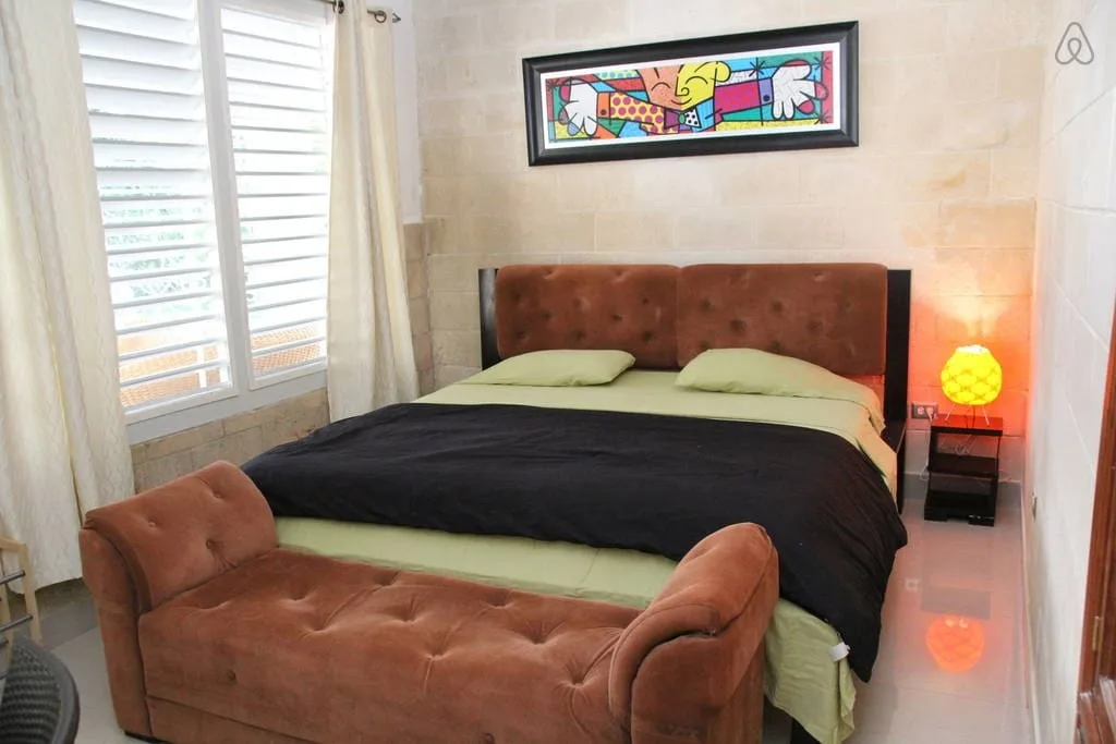 El hostal Cesar Palace propiedad de lujo en la playa