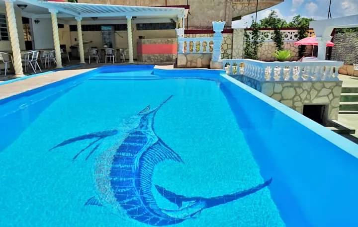 Villa Marienzo: piscina y playa a tu alcance