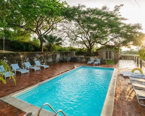 Piscina La Rosa de Ortega: Tu Refugio Perfecto para el Verano