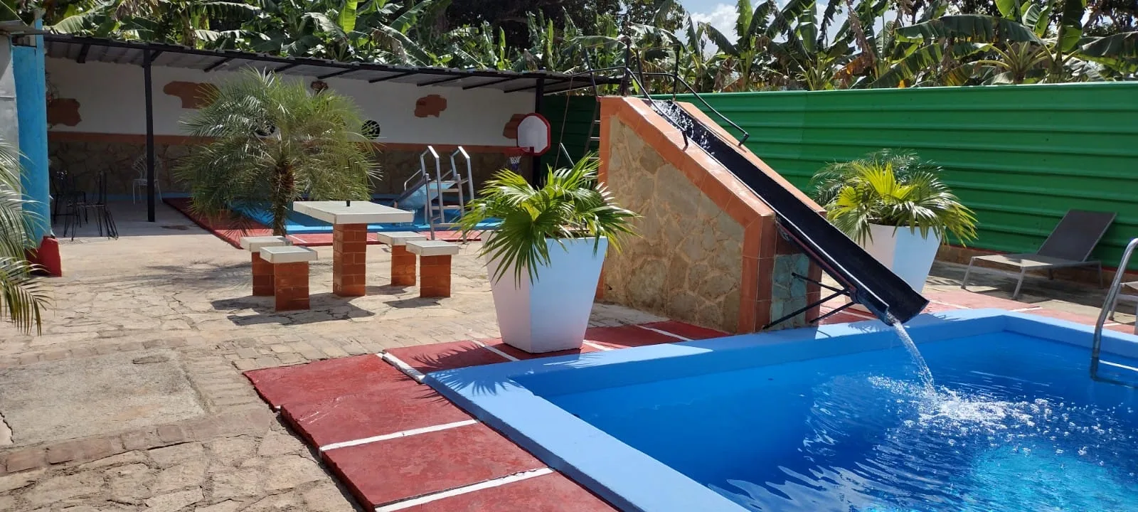 Casa de Anibal con 2 habitaciones climatizadas en Boyeros
