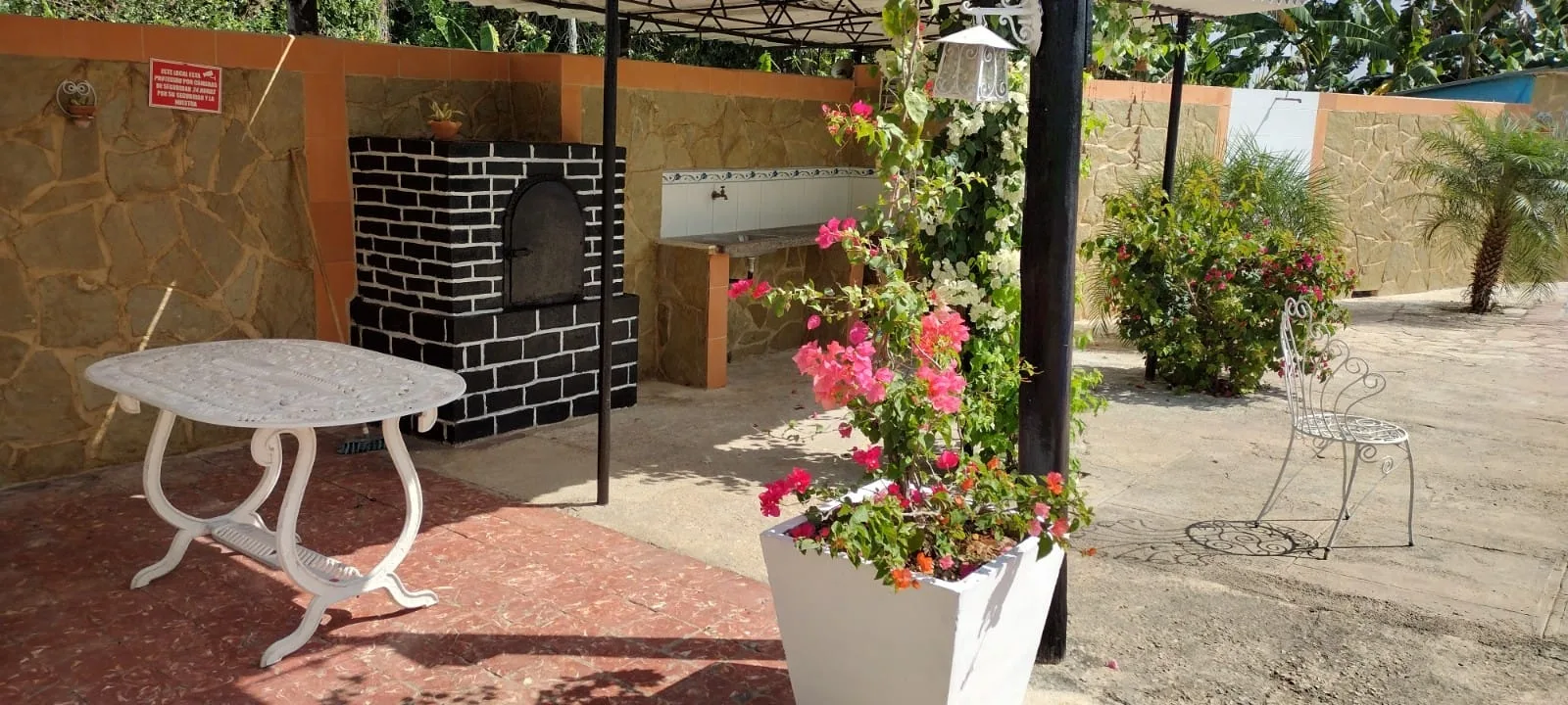Casa de Anibal con 2 habitaciones climatizadas en Boyeros