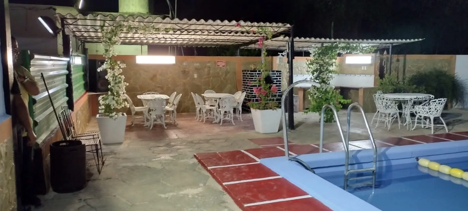 Casa de Anibal con 2 habitaciones climatizadas en Boyeros